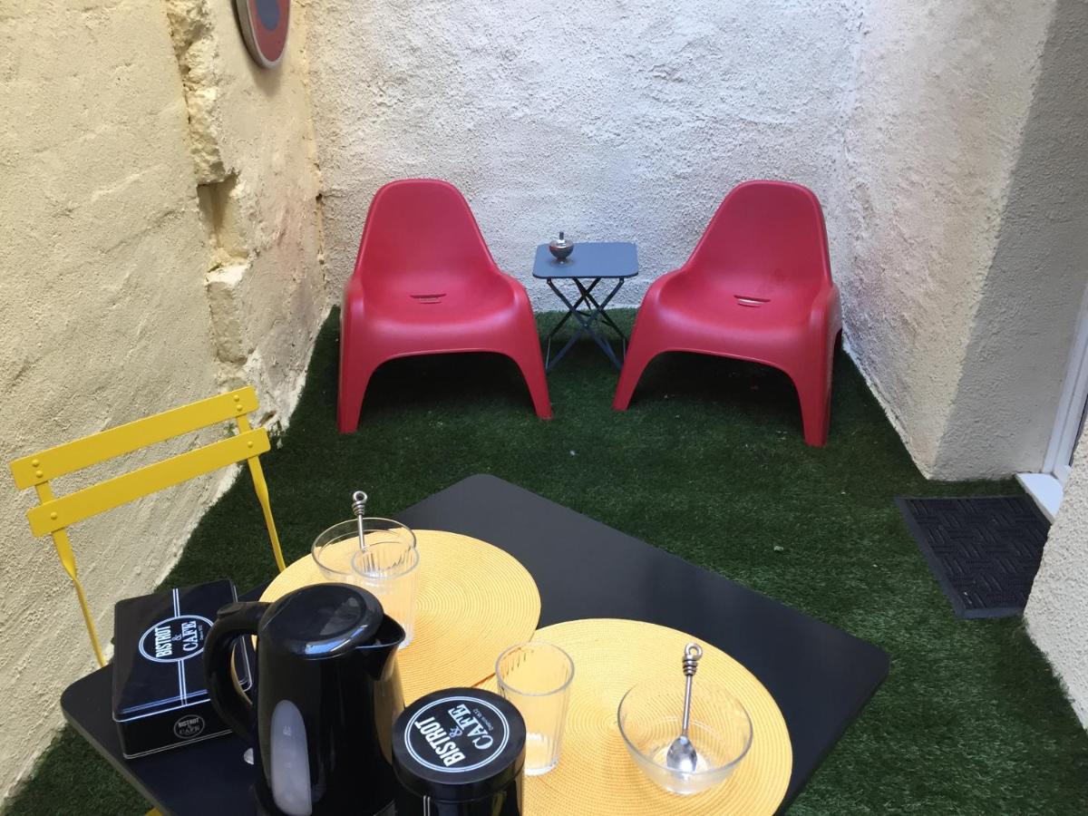 Studio Centre Avec Terrasse Avignon Ngoại thất bức ảnh