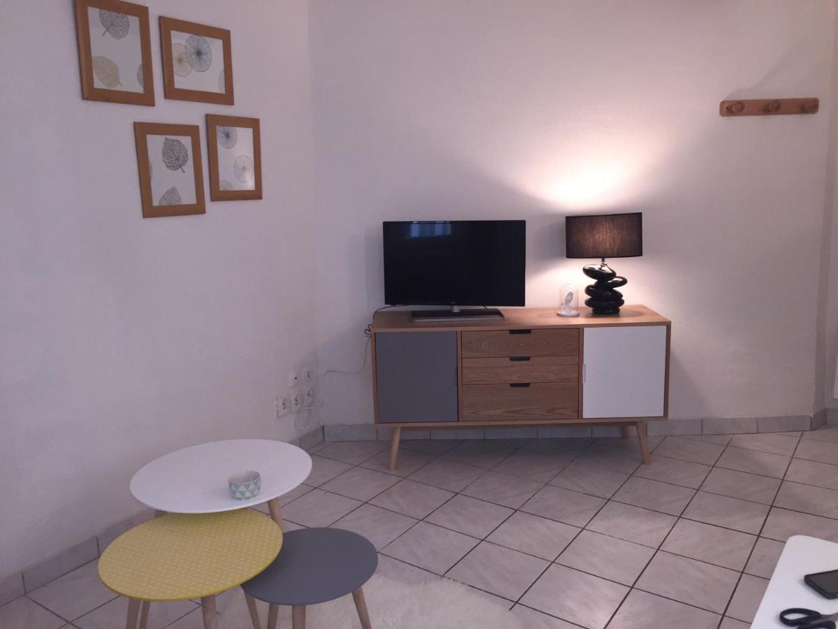 Studio Centre Avec Terrasse Avignon Ngoại thất bức ảnh